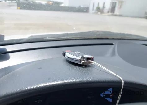 2003 Mercedes-Benz C 240 z USA, uszkodzony, nr VIN WDBRF81J13F404291